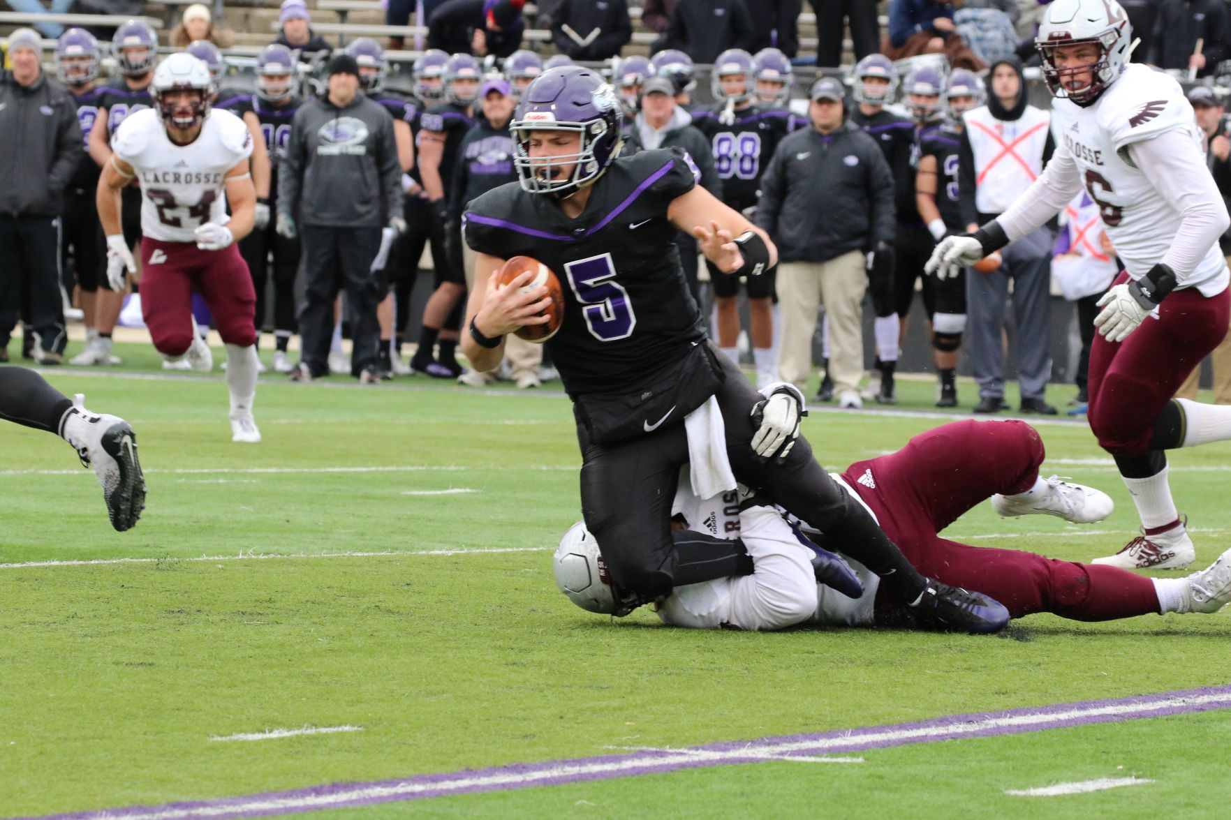 UW-L football
